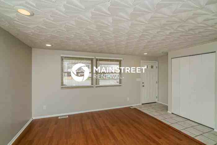 11124 Stalwert Pl - Photo 7 of 18