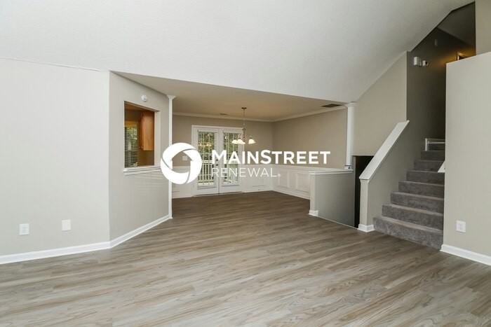5038 Hyacinth Ln - Photo 6 of 18
