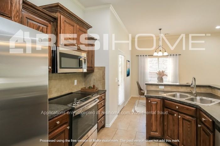 509 Crestland Dr - Photo 3 of 18