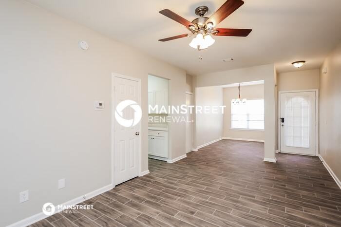 4615 Blue Iris Way - Photo 6 of 16