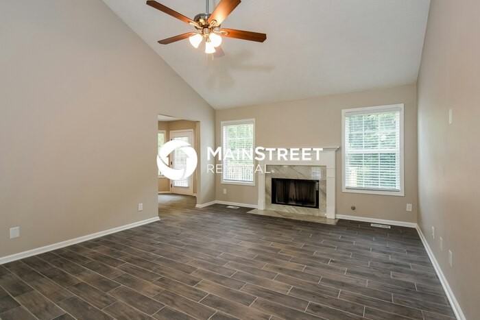 4880 Wynford Ln - Photo 5 of 17