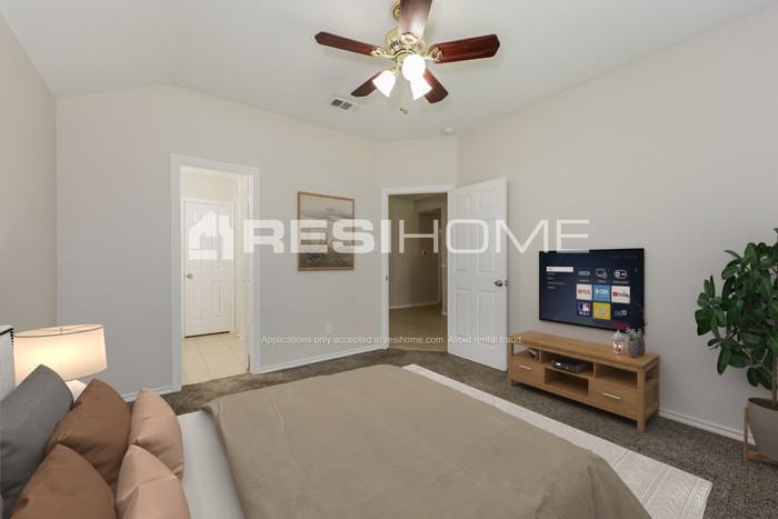2626 Camel Ct - Photo 5 of 15