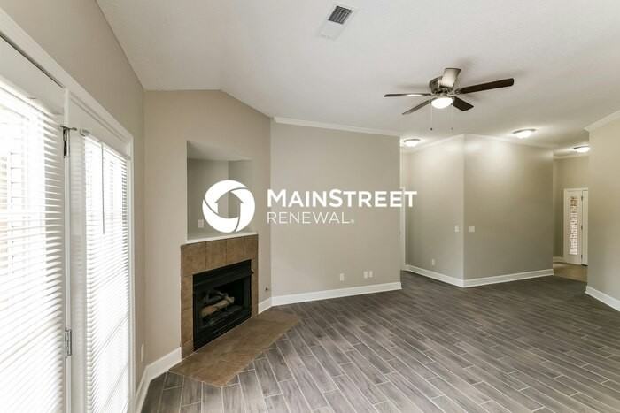 13923 Highland Pointe Dr - Photo 5 of 16