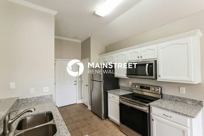 13923 Highland Pointe Dr - Photo 6 of 16