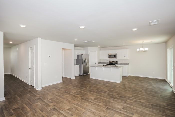 468 Blue Garden Way - Photo 3 of 17