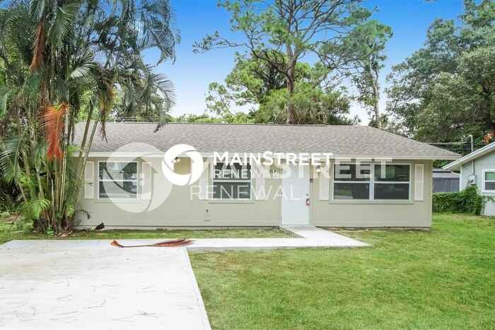 3226 1st Pl - Photo 3 of 16