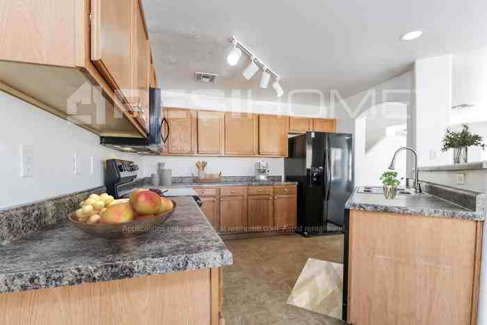 22342 W Shadow Dr - Photo 2 of 19