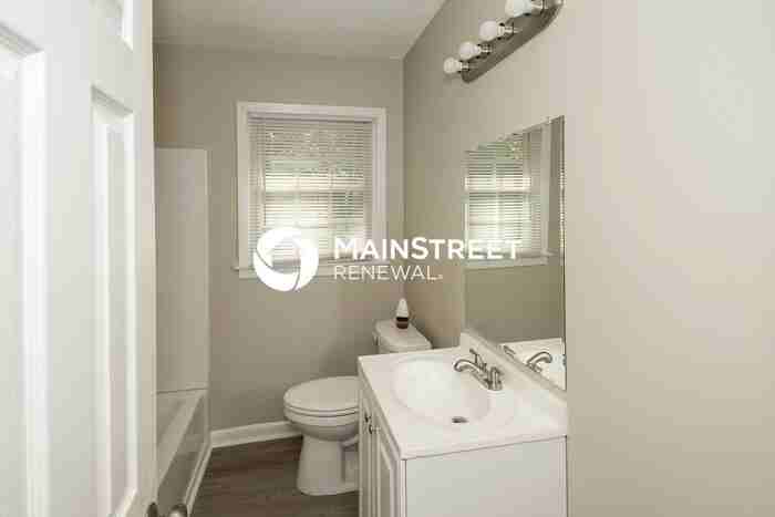 1320 Glenwood St Nw - Photo 7 of 16