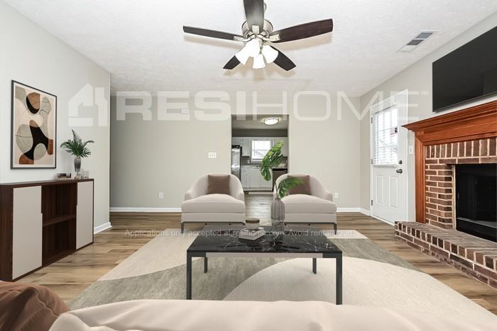 5949 Creekside Dr - Photo 5 of 17