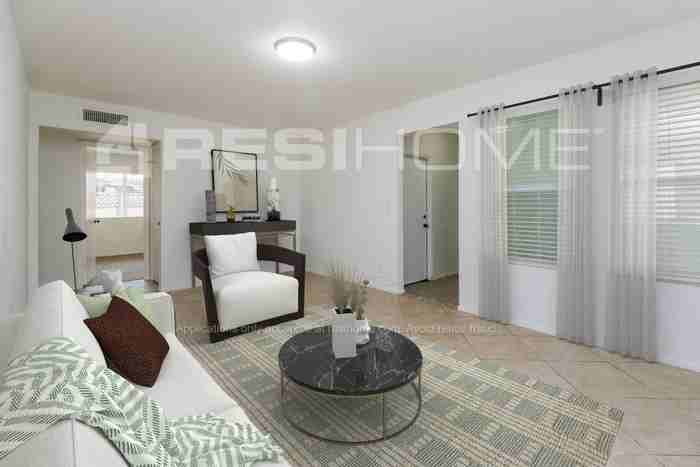 610 W Emelita Ave - Photo 6 of 18