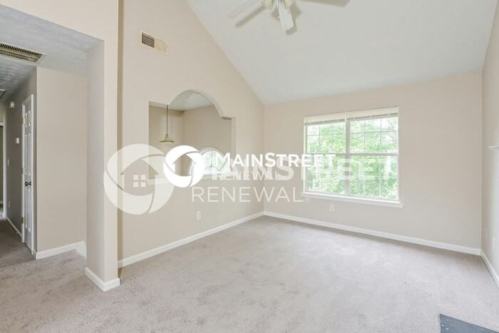 680 Compton Ln - Photo 2 of 15