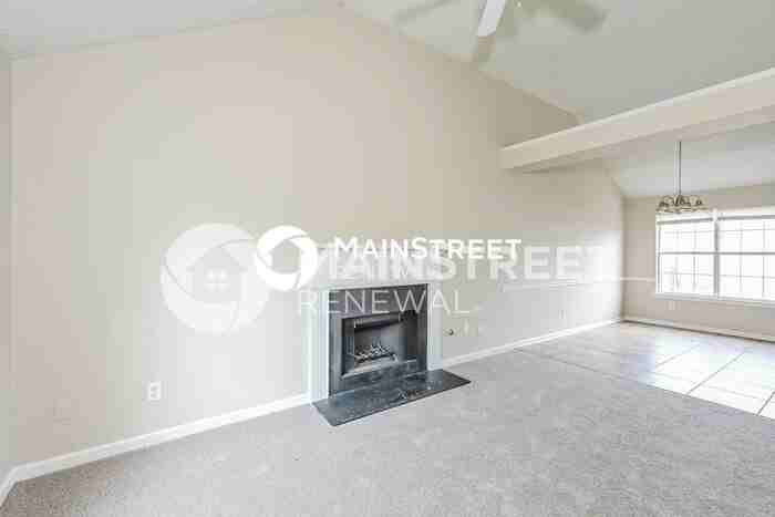 680 Compton Ln - Photo 3 of 15