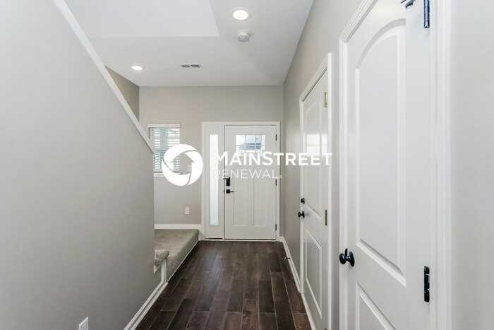 2058 N Sarah Dr - Photo 6 of 17