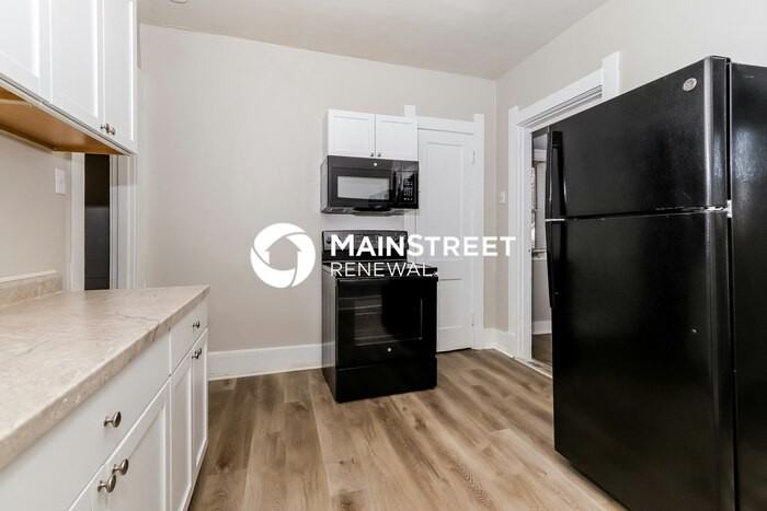 100 N Longworth Ave - Photo 7 of 16