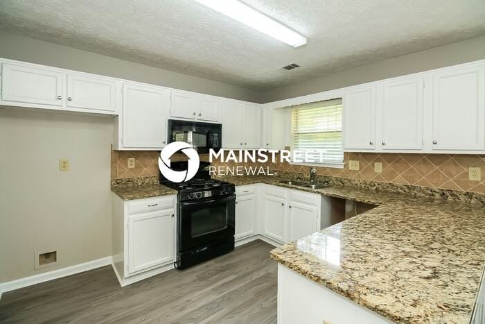 8535 Glenwoods Dr - Photo 6 of 17