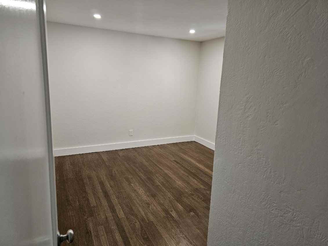 949 Dewing Avenue - Photo 5 of 10