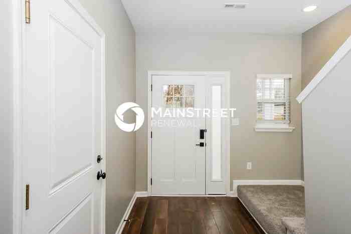 2063 Paddle Wheel Dr - Photo 2 of 15