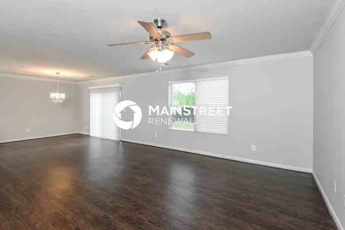 9328 Hoffman Pl - Photo 7 of 15