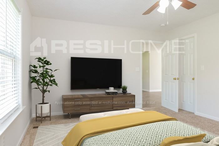 2012 Summer Ln - Photo 6 of 15