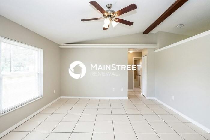 548 Winer Ave Sw - Photo 3 of 16