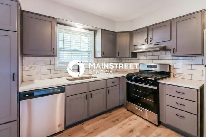 1204 Rice St - Photo 6 of 17