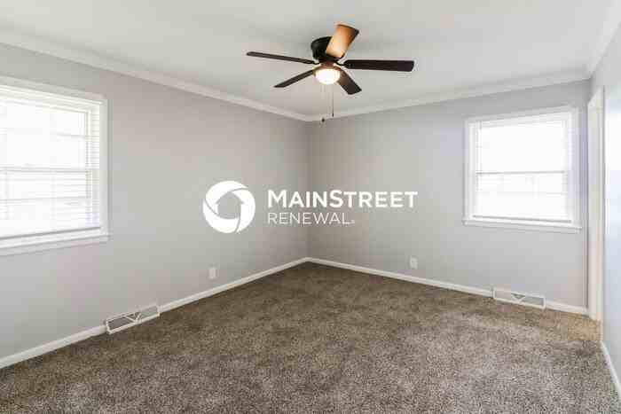 1204 Rice St - Photo 7 of 17