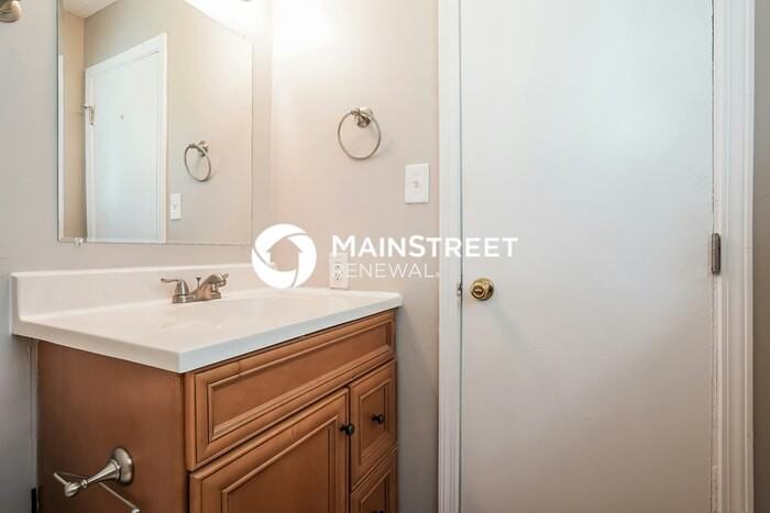 1412 Riverview Rd - Photo 3 of 19