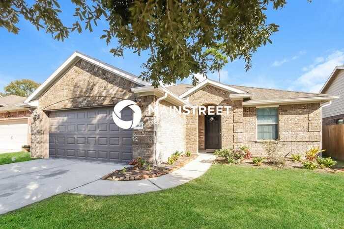 21625 Hackamore Ct - Photo 3 of 16