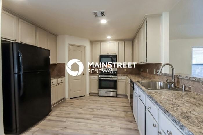 21625 Hackamore Ct - Photo 7 of 16