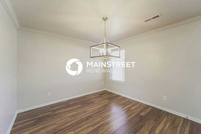 13835 Circle Dr - Photo 3 of 15