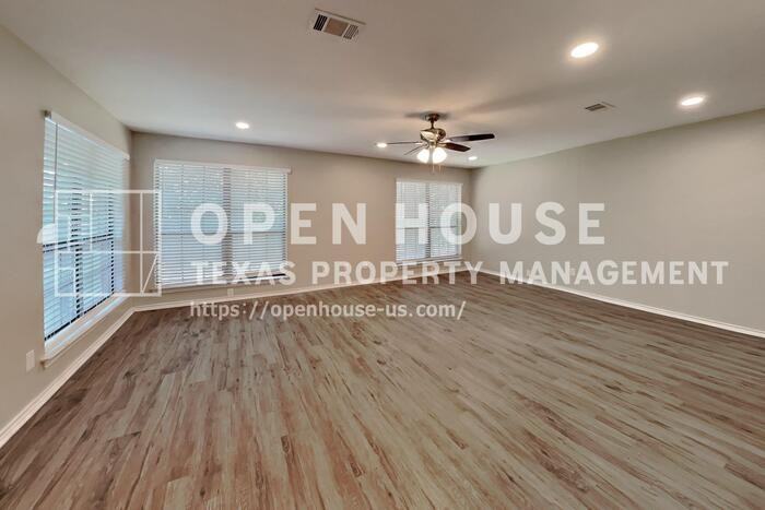 1306 Pinon Dr - Photo 6 of 24