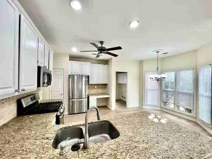 4925 Byers Rd - Photo 7 of 29