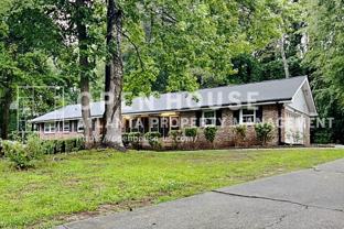 2755 Hickory Cir - Photo 1 of 1
