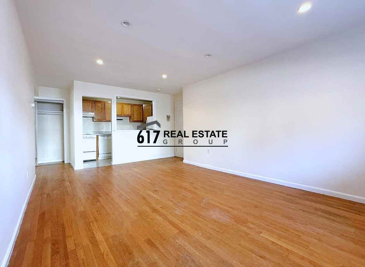 34 Gardner St #4