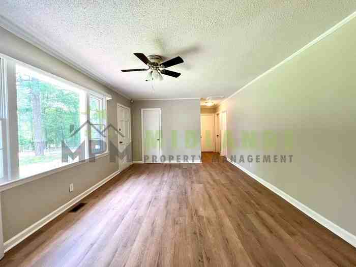 202 Partridge Dr - Photo 7 of 39