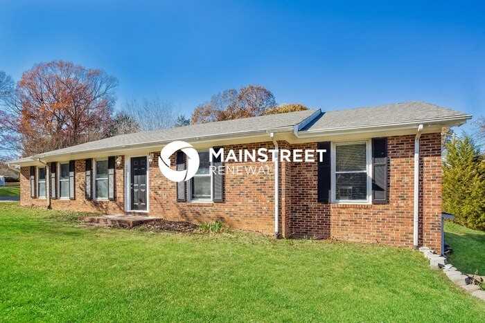 2118 Deepwood Pl Nw - Photo 5 of 17
