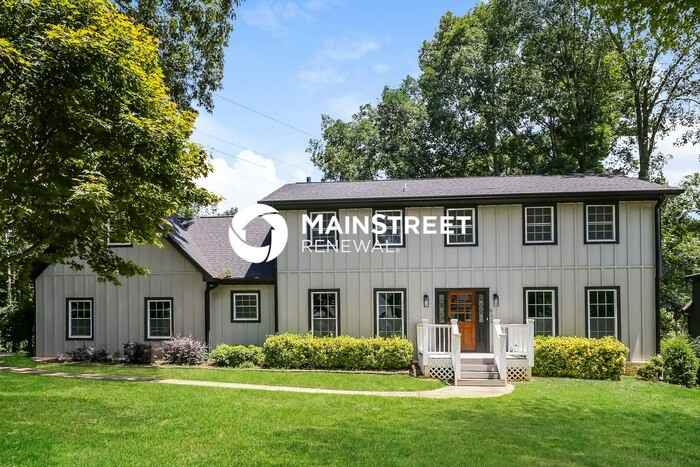 633 Lakeview Trl