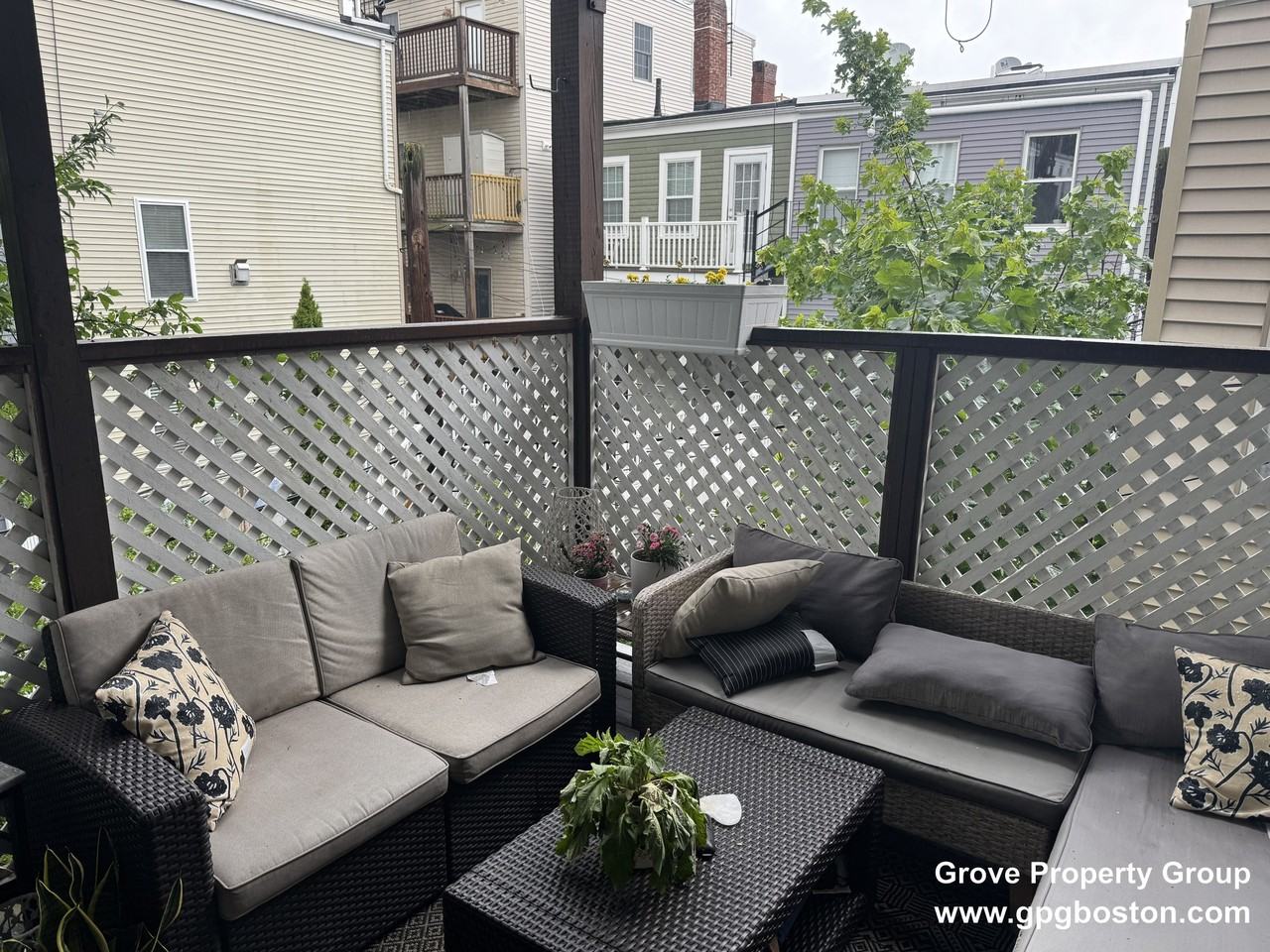 478 E 7th St #2 - Photo 2 of 6