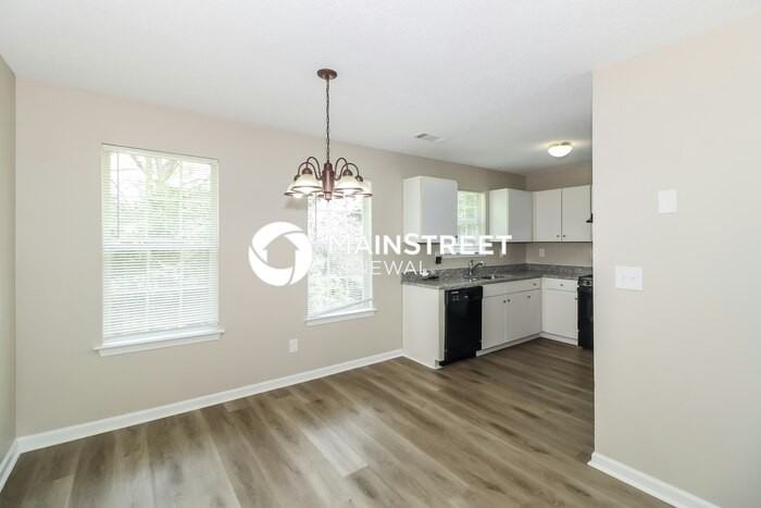 2731 Rambling Way - Photo 7 of 17