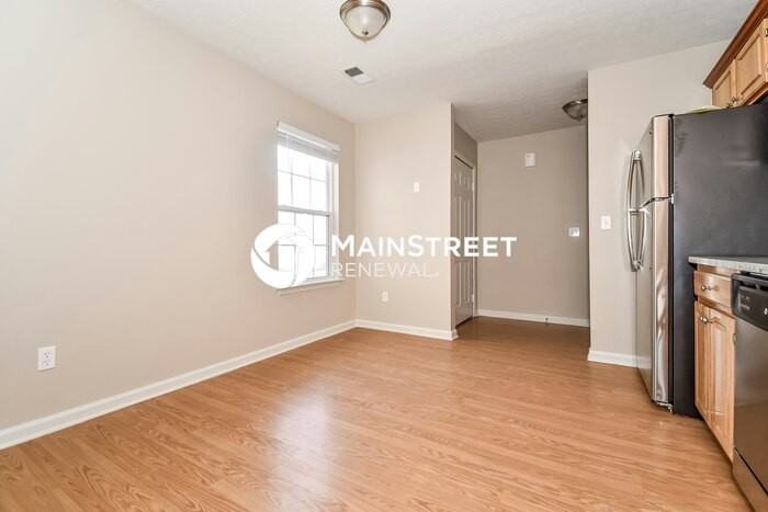 10111 Greenfield Woods Cir - Photo 6 of 16