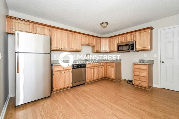 10111 Greenfield Woods Cir - Photo 7 of 16