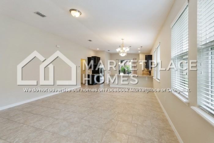 3326 Rosa Ave - Photo 7 of 31