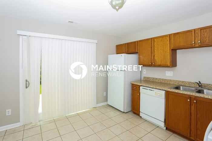 5932 Hamilton Oaks Dr - Photo 6 of 16