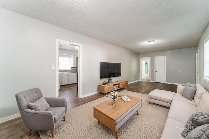 3151 Shirley Dr - Photo 5 of 15