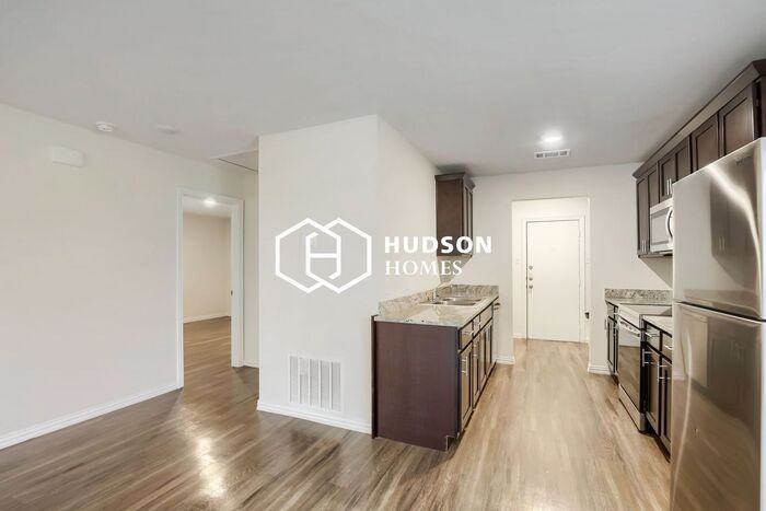 701 E Avenue A - Photo 6 of 16