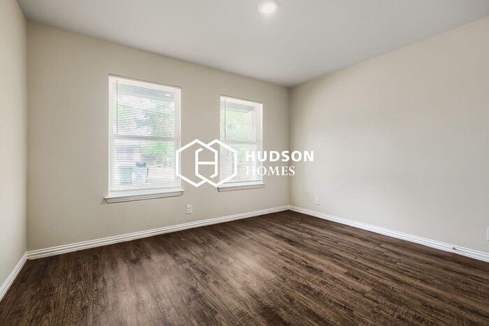 219 Garcia St - Photo 7 of 14