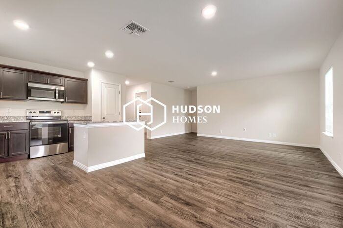 2434 Bermuda Dr - Photo 5 of 16