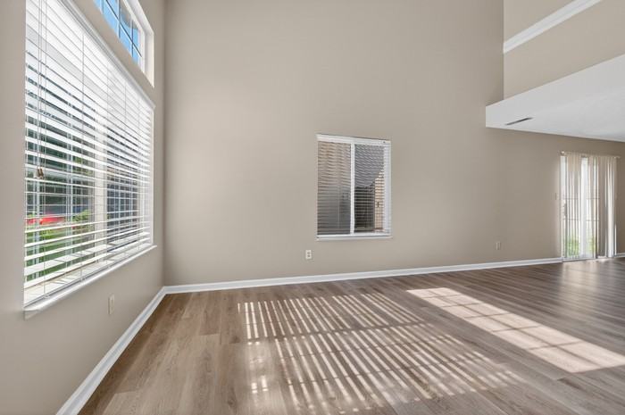 9833 Worthington Blvd - Photo 5 of 30