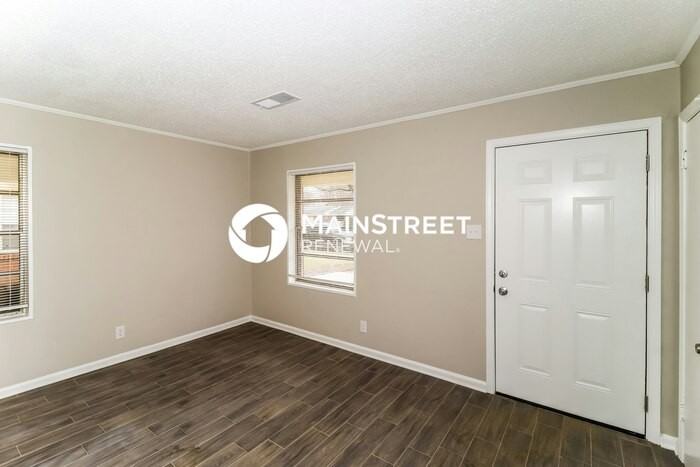 4817 Durbin Ave - Photo 4 of 17