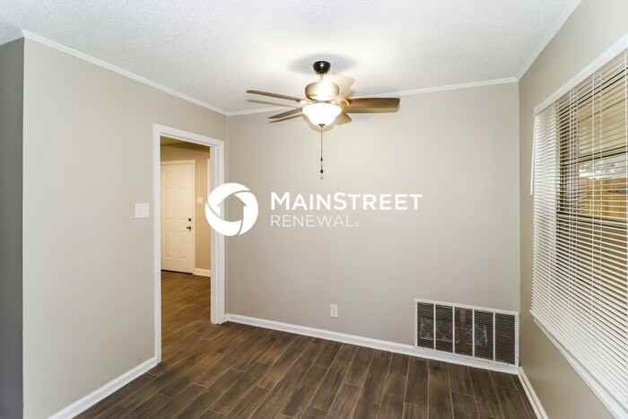 4817 Durbin Ave - Photo 5 of 17